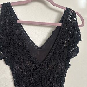 Chic Black Crochet Beaded Backless Lace Midi Dress Flutter Sleeve